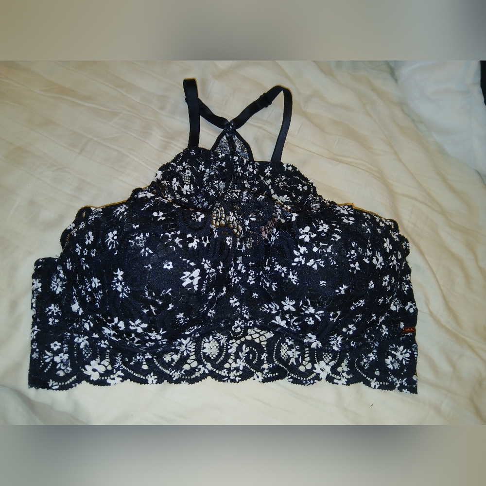 PINK Lace High Neck Push Up Black Bralette Size Lg Nwt